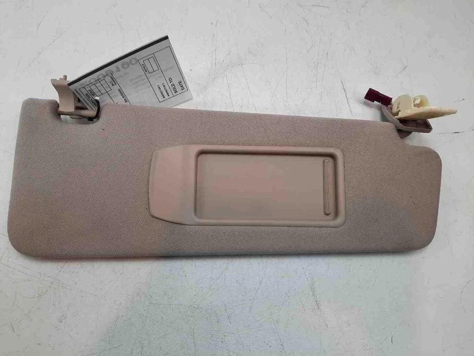 Parasol derecho BMW F01 F02 (iluminado) Rh OE beige para BMW 740LI 2011-2015 Foto 1 de 4