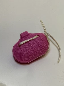 Vintage Barbie rosa strukturierte Schultertasche Handtasche Clutch Muschelform - Bild 1 von 4