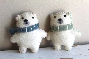 Set of 2 Handmade Wool Felt Plush Bears Blue Green Cream Waldorf Child Play Toy - Picture 1 of 4