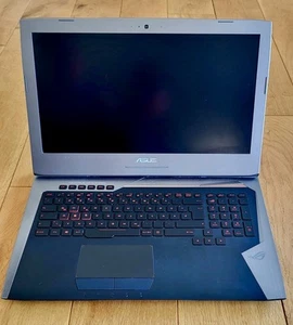ASUS G752V Gaming Notebook silbergrau - Bild 1 von 3