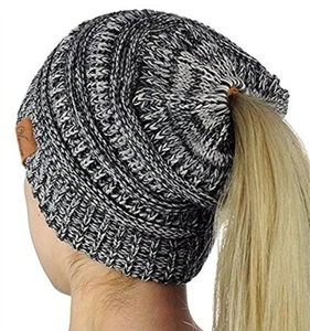 Beanie Pferdeschwanz weich Stretch Zopfmuster Pferdeschwanz Beanie Mütze Kappe schwarz Osfm - Bild 1 von 5