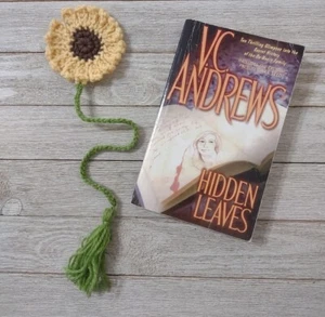 crochet handmade sunflower bookmark ONLY new - Bild 1 von 2