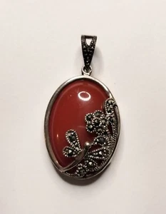 Vintage 925 Sterling Silver Pendant, carnelian gemstone, dragonfly and flower - Picture 1 of 3