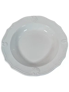 Mikasa DY902 SOUTH HAMPTON Serving Bowl White 12” Shell Scroll Design Coastal - Picture 1 of 7