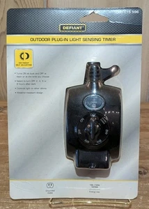 Defiant Outdoor Plug-In Light Sensing Timer Dusk to Dawn Photocell 15A Grounded - Picture 1 of 2