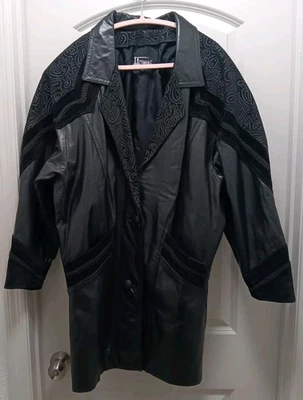 Vintage COMINT Talla Chaqueta plumero de cuero negra S años 90 Y2K gamuza ajuste cónico Foto 1 de 4