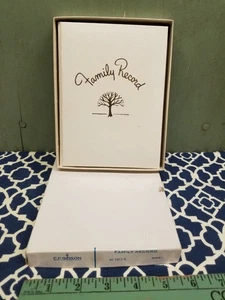 Vintage Gibson Family Tree Record Keepsake Book Boxed Geneology - Imagen 1 de 9