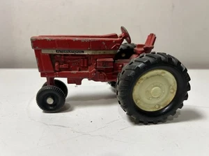 ERTL International Harvester Red Die-cast Toy Farm Tractor - Picture 1 of 8