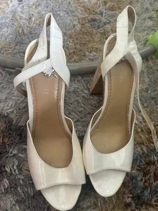 Nine West - White - Ankle Strap - Platform Sandals - Size 8w - Picture 1 of 3
