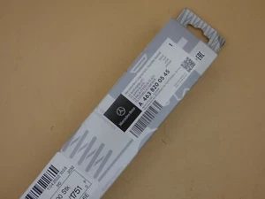 Original Mercedes-Benz Wischerblatt-Satz-Vorne G-Modell. W461,W463 - Bild 1 von 3
