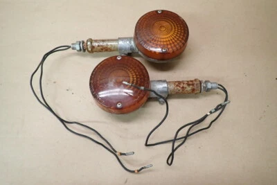 1974 年本田 CB750 前旋转信号灯对套装 — 第 1/4 张图片