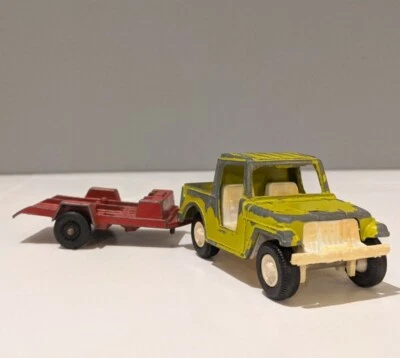 1969 TOOTSIE TOY Vintage JEEP & TRAILER Metal Die Cast Chicago ILL Tootsietoy - Image 1 of 4