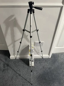 XIT Pro Serie 50"" Stativ mit Etui - Bild 1 von 2