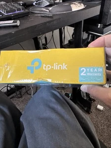 *NEW In Box* Gigabit PoE Splitter TL-POE10R - Picture 1 of 3