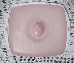Joie Pig Microwave Bacon Tray & Splatter Lid, Quick Easy Bacon Cooker Piggy Gift - Picture 1 of 3