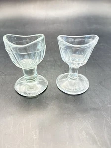 2 Eye Wash Baths In Clear Glass With Pedestal Base Vintage - Picture 1 of 6