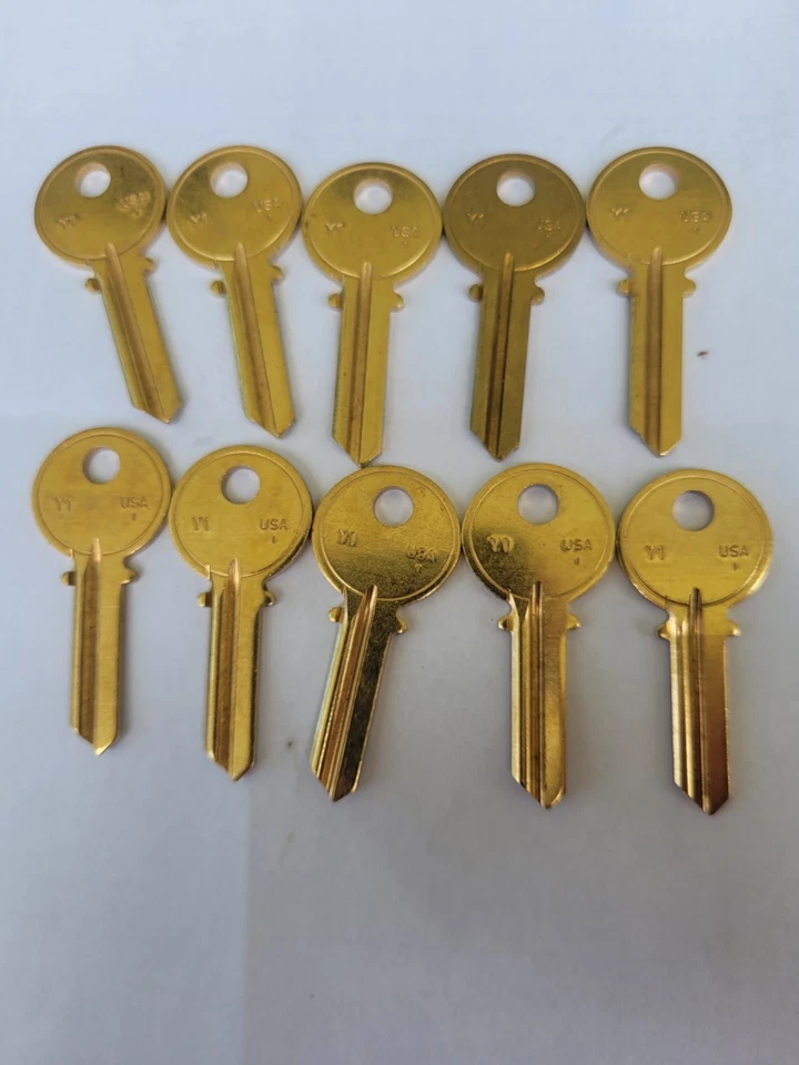 Lot of 10 Yale Y1 5 Pin Solid Brass Key Blank - Image 1 of 1