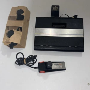 Vintage ATARI 7800 Konsole mit Controller & Paddle & Netzkabel - ungetestet - Bild 1 von 24