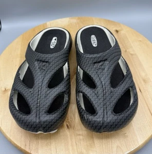Keen Women's Shanti Slip On Sandals Black Geometric Size 8 Excellent - Picture 1 of 8