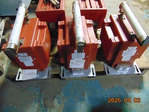 NEW INSTRUMENT TRANSFORMERS PTG5-1-110-1382FGC1 TRANSFORMER 13800:120 - Picture 1 of 5
