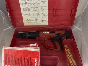 FAULTY HILTI NAIL GUN DX460 IN CASE - Picture 1 of 4