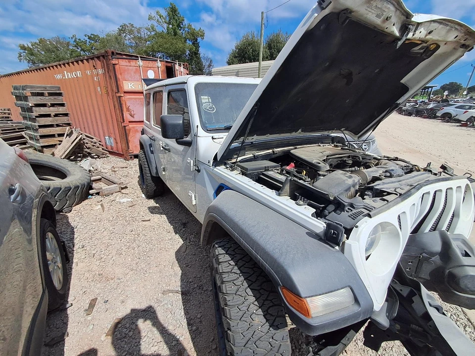 Used Fuel Tank fits: 2019 Jeep Wrangler VIN X 6th digit JL body gasoline 4 Dr fr Foto 1 de 4