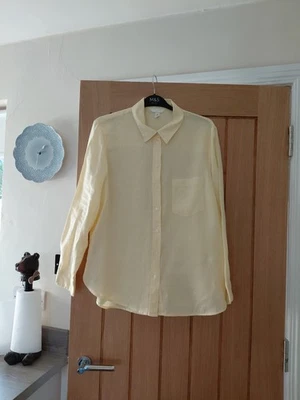 H&M ladies linen blouse size M - Image 1 of 3