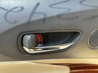 Manija interior de la puerta del conductor trasero izquierdo 2006 07 08 09 10 11 Lexus GS350 Foto 1 de 4