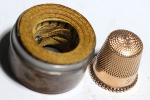 Rare Victorian Gold Thimble Tape Measure Antique Sewing Gem - Picture 1 of 17