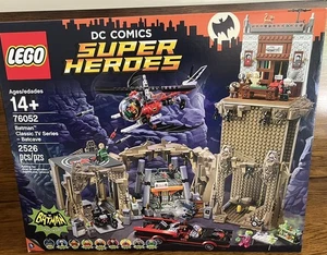 Lego 76052 Super Heroes Batman Classic TV Serie Batcave 2526 Teile versiegelt Neu - Bild 1 von 10