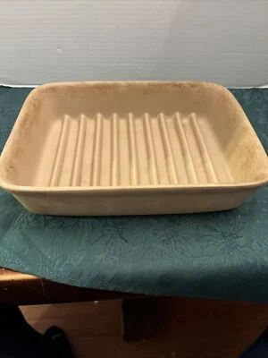 PAMPERED CHEF 9"X 6.75" X 1.75" USA #5152 RIDGED STONEWARE BACON MEATLOAF PAN - Image 1 of 4