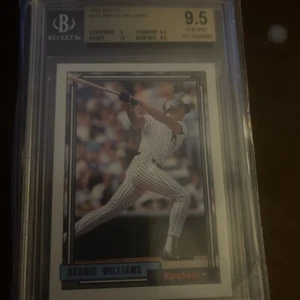1992 Topps Gold Bernie Williams Beckett 9.5 New York Yankees - Picture 1 of 3