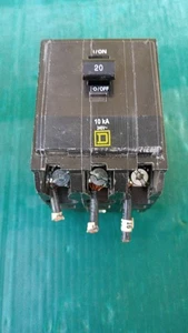 Square D QOB320 3 Pole 20 Amp 240V 10kA Bolt On Circuit Breaker - Picture 1 of 2