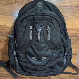 Oakley Black Backpack Tactical Field Bag, Hiking, School And Laptop - - Picture 1 of 8