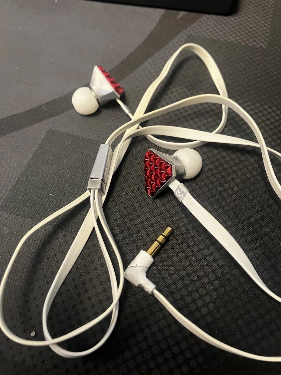 八6042【未使用品】heart beats LADY GAGA イヤホン 八6042【未使用品