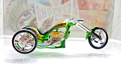 LOOSE FLAMMED CHOPPER CUSTOM GREEN MOTOR MAX IRON TRIKE 4U - Image 1 of 4