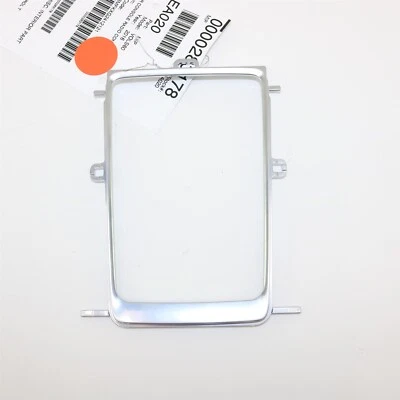 Marco de panel de ajuste de bisel de control de clima plateado para consola Volvo OEM 31267052 Foto 1 de 4