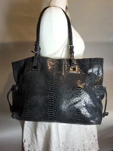 Calvin Klein Umhängetasche schwarz Leder Tasche Handtasche Schlangenleder geprägt BasicCore - Bild 1 von 14