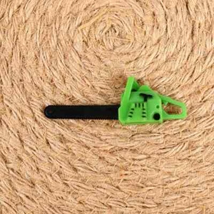 1 x Green Garden Chainsaw, Mamod / Wilesco Diorama, Dolls House 1/12 Scale
