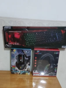  Set Tastiera Mouse E Cuffie Gaming  - Foto 1 di 8