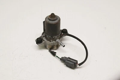 P20314 2003-2011 Volvo XC90 Vacuum Pump 30630398 OEM  - Image 1 of 4