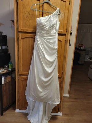 Single Shoulder Layer Ruching  Wedding Dress By Davids Bridal. See Measurements  - Image 1 of 4