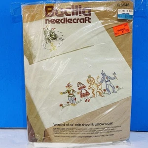 NOS Vtg Bucilla Needlecraft Kit Wizard of Oz Crib Sheet & Pillow Case Set - Picture 1 of 3
