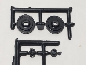 2- HINTERRADRÜCKEN für 66 Malibu Revell Monogram 1:24 Modellbausatz 1966 Chevelle - Bild 1 von 6