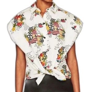 NWT ZARA Trafaluc Collection Sz L Blouse Button Up Cap Sleeve White/Multi Fruits - Picture 1 of 12