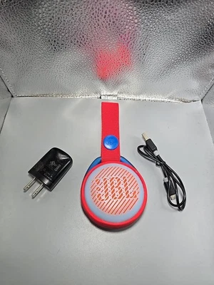 JBL Jr. Altavoz Bluetooth Pop Light Up rojo y azul  Foto 1 de 4