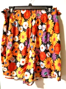 Pantaloncini vita elastici pull on stampa curva shein 3 volte leggeri - Foto 1 di 8