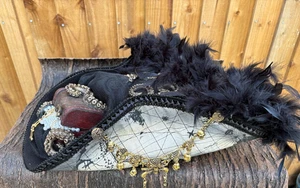 Awesome Black Gold Tricorn Pirate Hat Renaissance Feather Maps Treasure 61cm - Picture 1 of 8