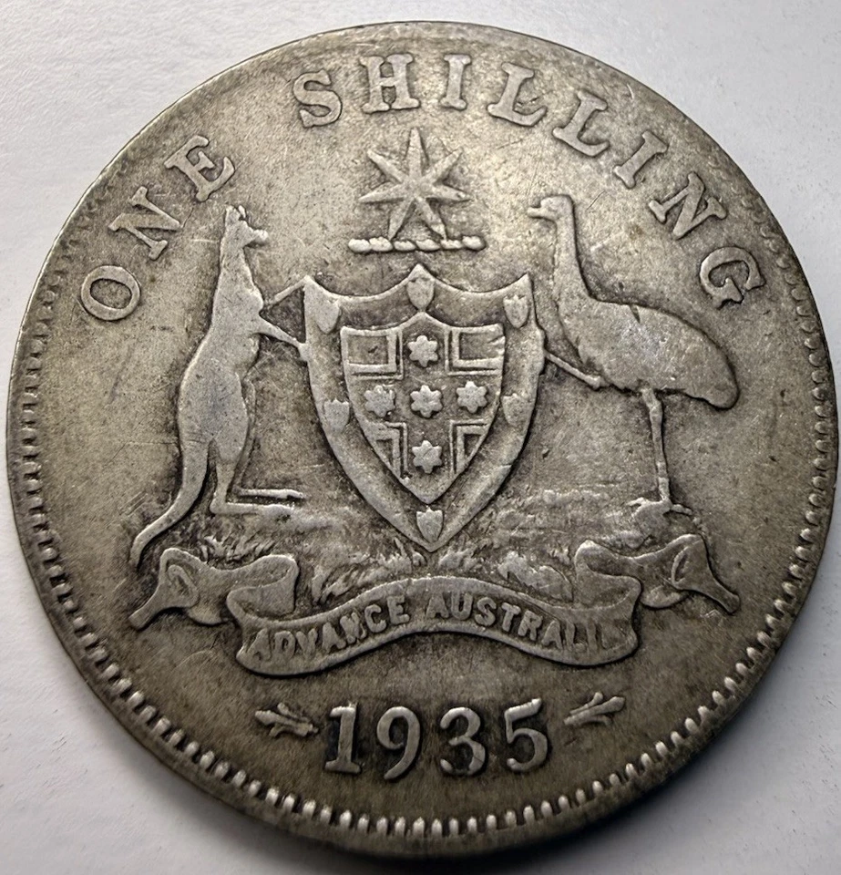 1935 One Shilling Australia Silver Coin R34 - Image 1 of 2