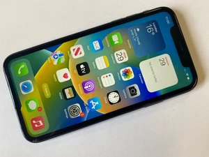 Apple iPhone XR (A2105) Smartphone (Unlocked) 64GB IOS 16 - Working with Damage - Picture 1 of 8